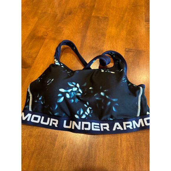 Woman’s under armour compression plus size sports bra size 1XL - Picture 2 of 4